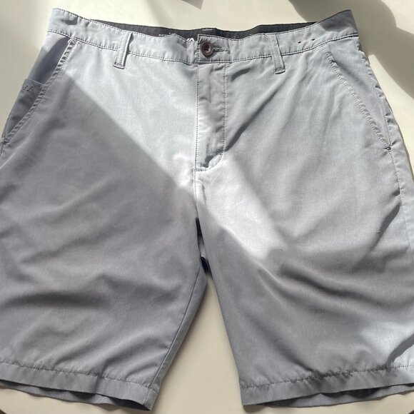 RVCA Men’s Balance Hybrid Shorts – Size Large - Grey - Picture 1 of 4